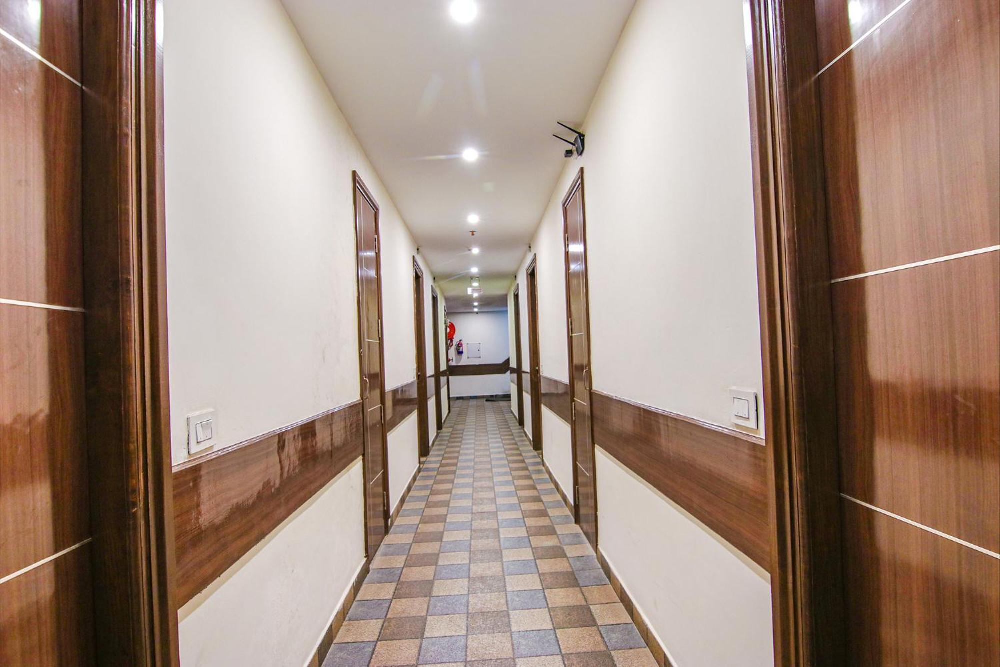 Mohali Fabhotel Lime Wood מראה חיצוני תמונה