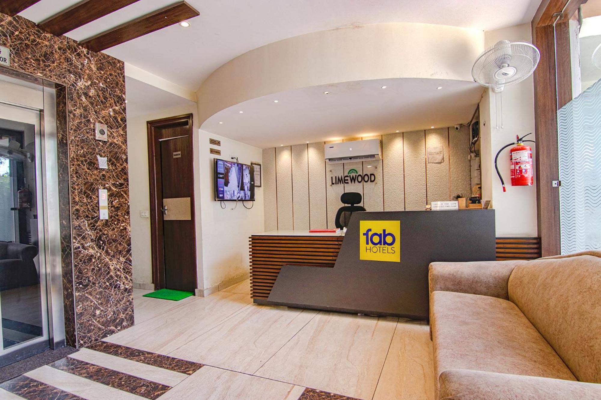Mohali Fabhotel Lime Wood מראה חיצוני תמונה
