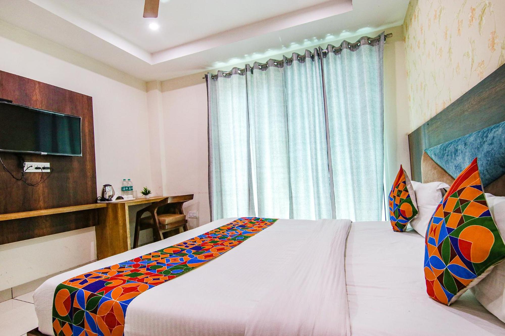 Mohali Fabhotel Lime Wood מראה חיצוני תמונה